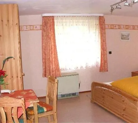 Apartment In Mit Terrasse Und Garten *