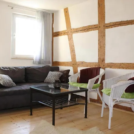 Apartment In Mit Terrasse Und Garten